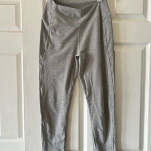 Storia Gray Leggings with Tapered Design